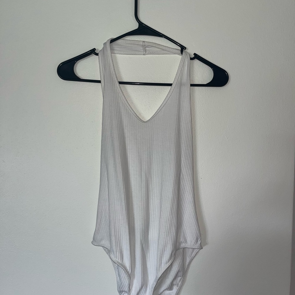 SHEIN Cream Sleeveless Backless Bodysuit